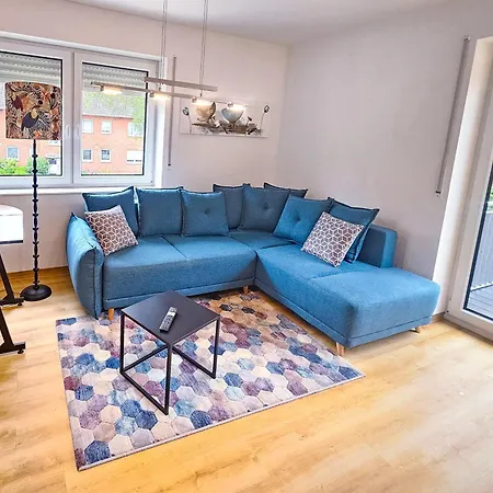 Balkon Aparment2, Meppen, Kueche, Badezimmer, Waschmaschine Apartment