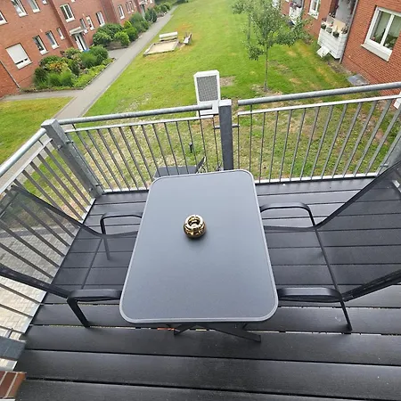 Balkon Aparment2, Meppen, Kueche, Badezimmer, Waschmaschine Apartment *